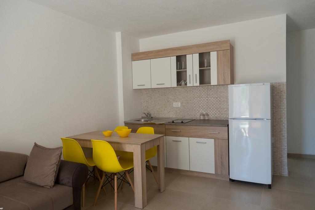 Del Mar Apartments Canj Luaran gambar